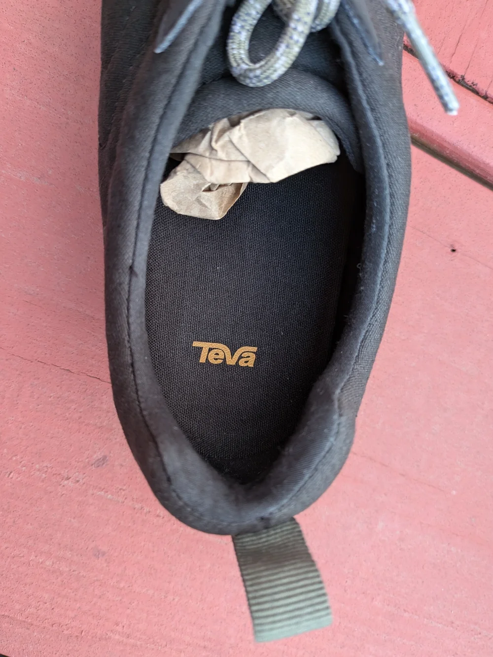 Teva Men's Casual Minimalist Sneakers Black Gum Sole Size 11.5